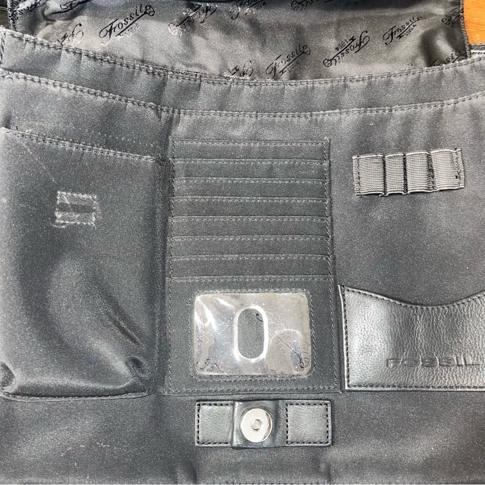 Fossil midi Black Leather Messenger Bag - Picture 3 of 6